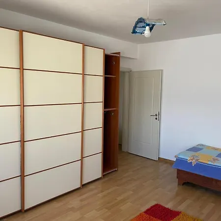 Lido Apartment *